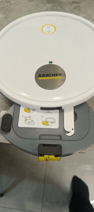 Продам робот пилосос Керхер RCV 2