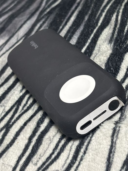 Powerbank Belkin z miejscem na applewatch