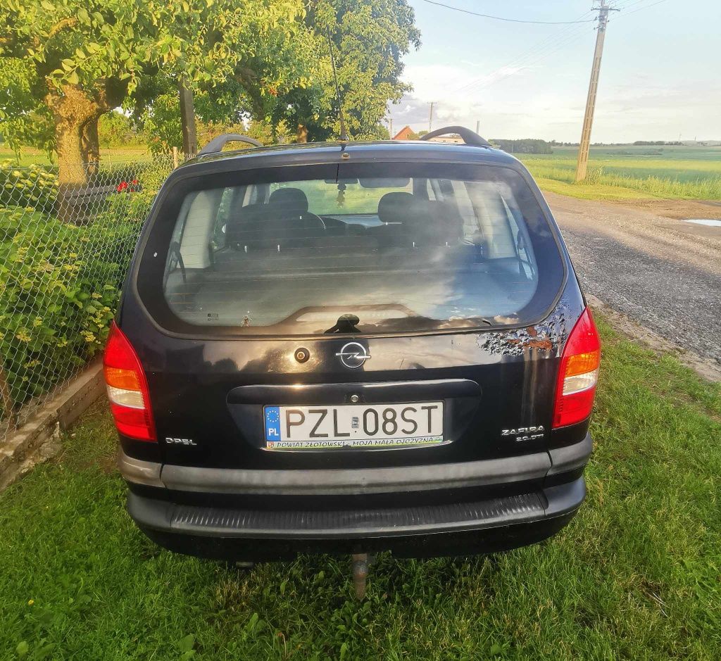 Opel Zafira 7osobowy 2002 rok