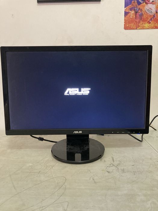 Monitor Asus 22 Full Hd