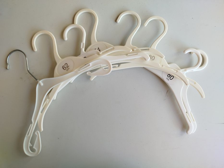 6 cab8 cabides/cruzetas para roupa criança - usadas