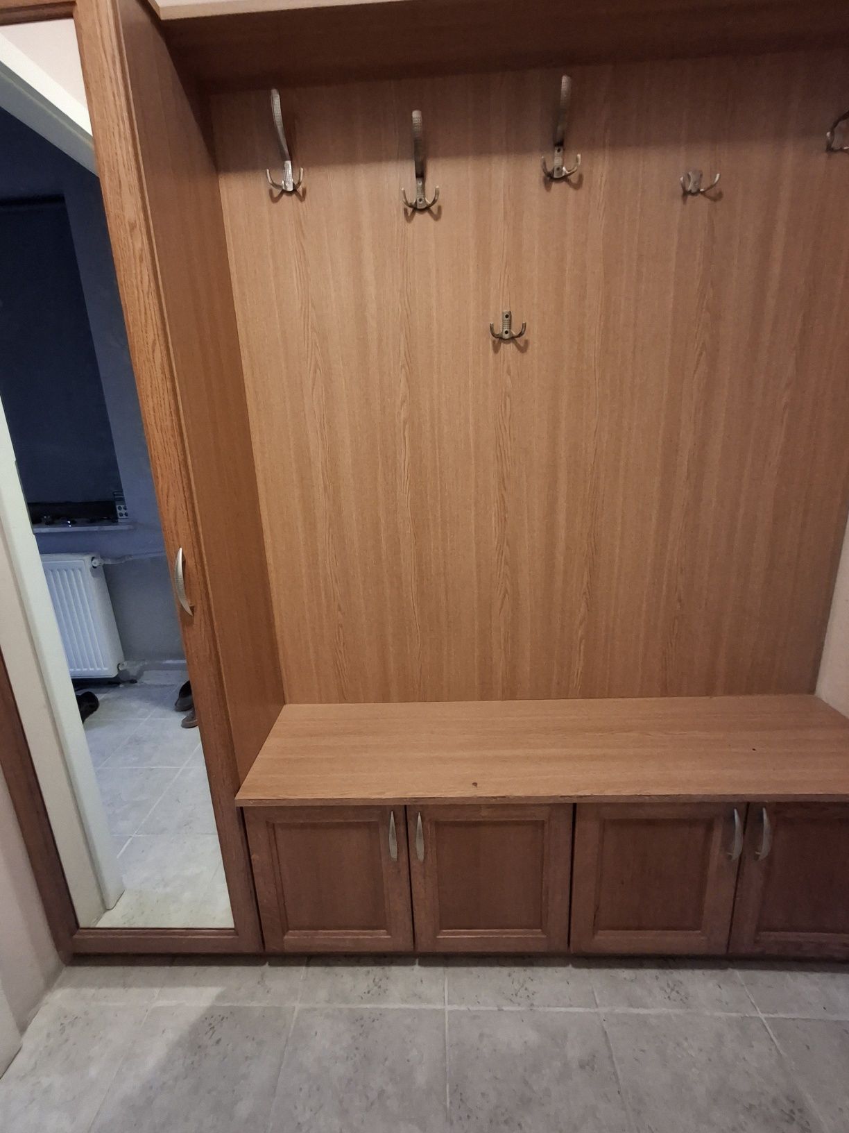 Garderoba.  Szafka do przedpokoju