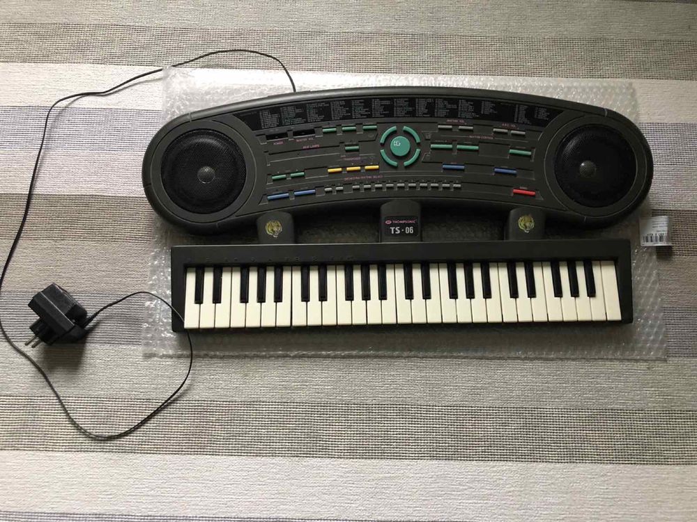 Синтезатор piano thompsonic ts 06