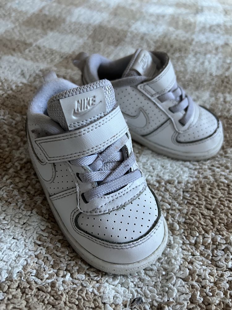 Кроссовки nike