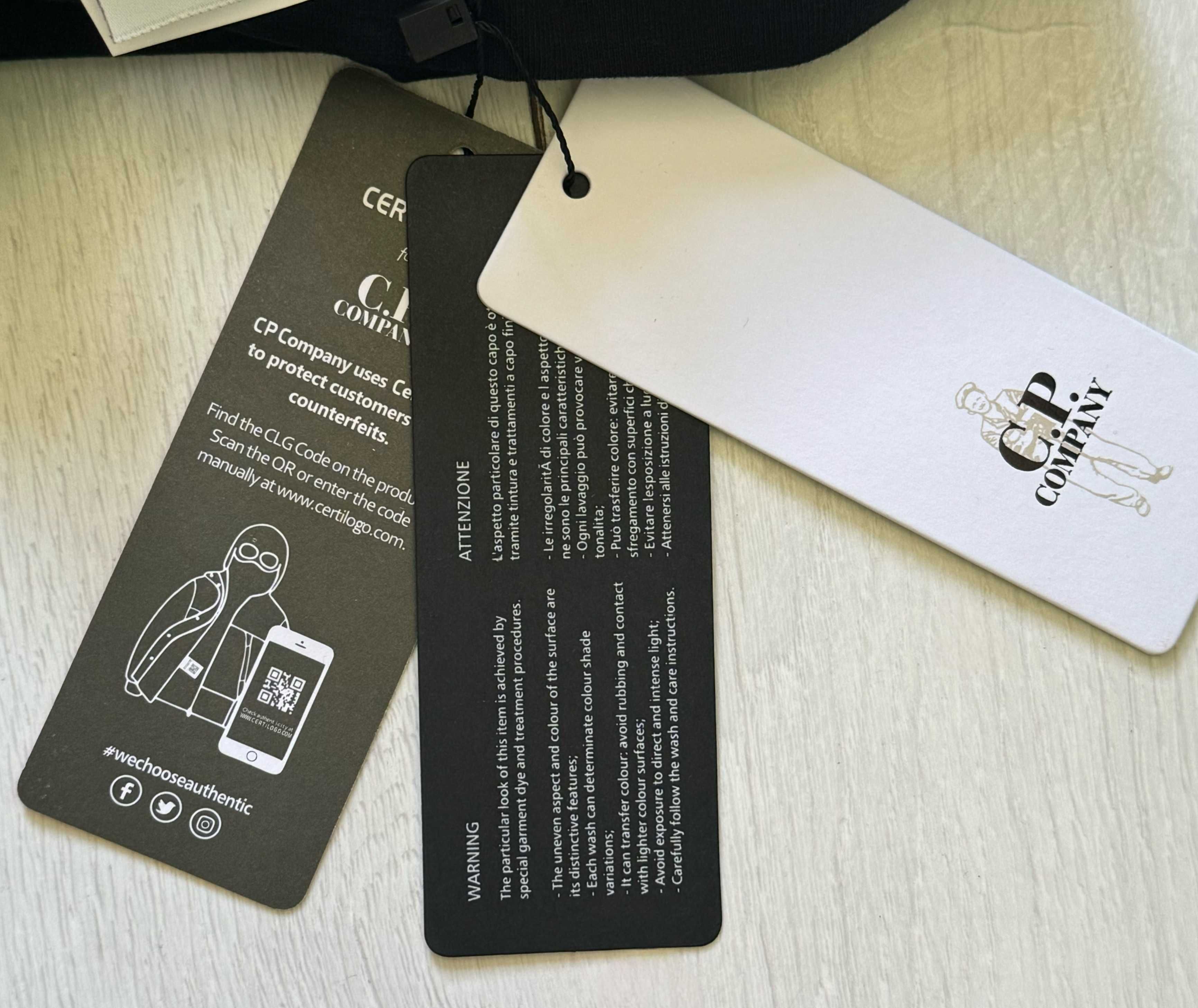 Футболка C.P. Company(M,L). Футболка Сіпі Компані у чорному кольорі.