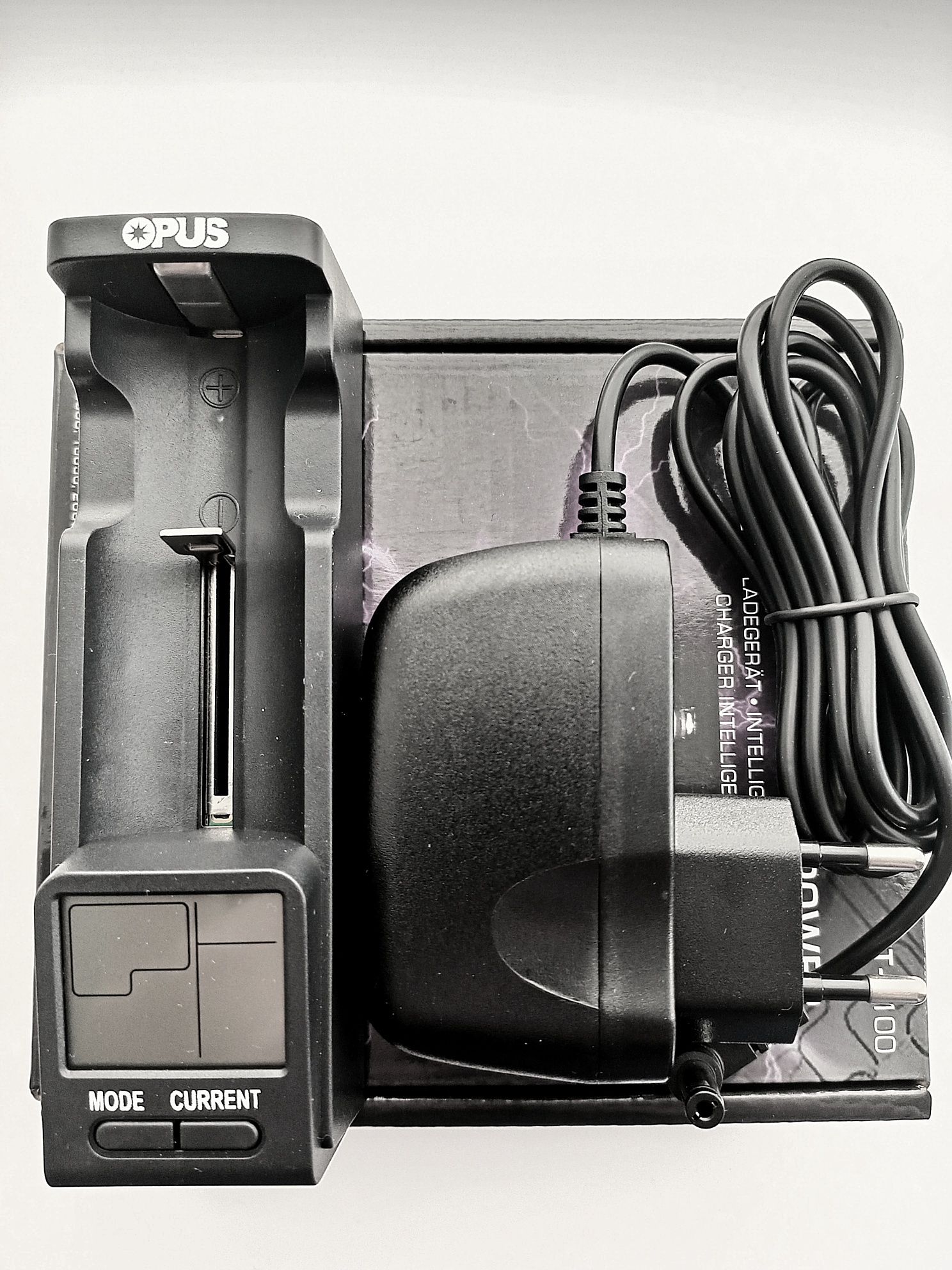 Opus BT-C100 интеллектуальное зарядное