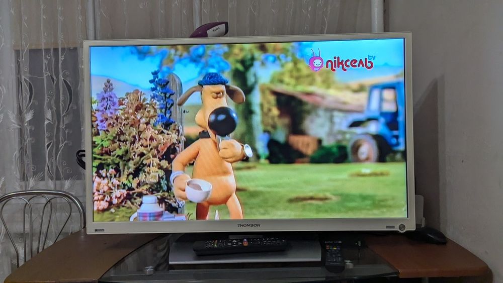 Телевізор THOMSON 39FU5553CW 39" FullHD LED