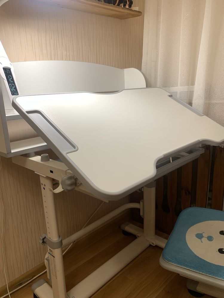 продам парту со стулом Evo-kids BD-10