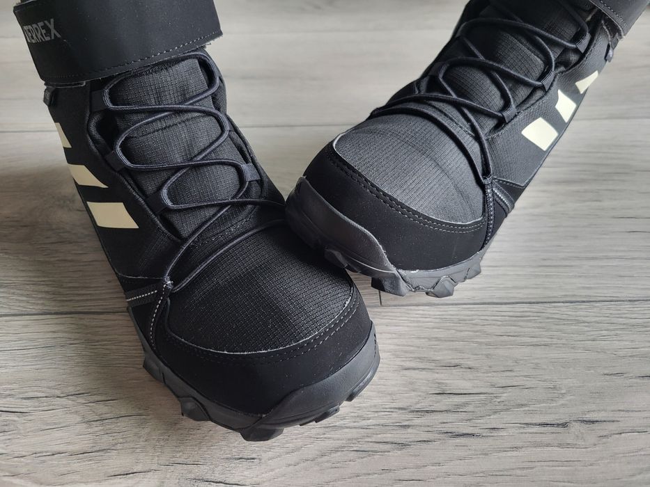 Buty na śnieg śniegowce zimowe kozaki Adidas terrex 39 1/3  super