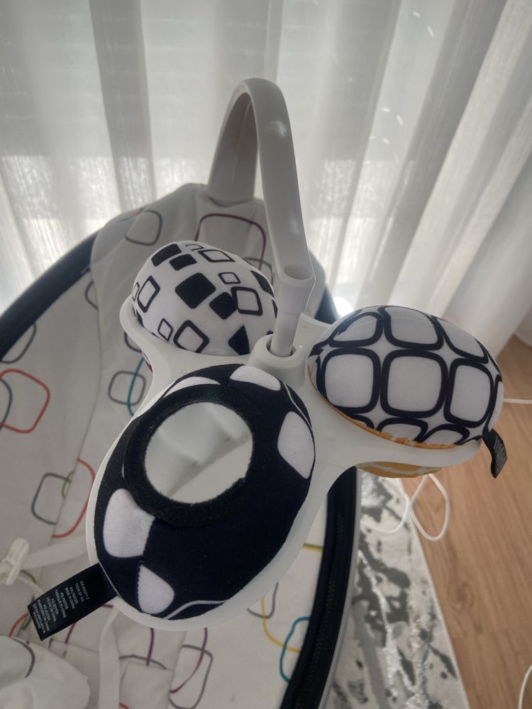 MamaRoo 4.0 - 4Moms