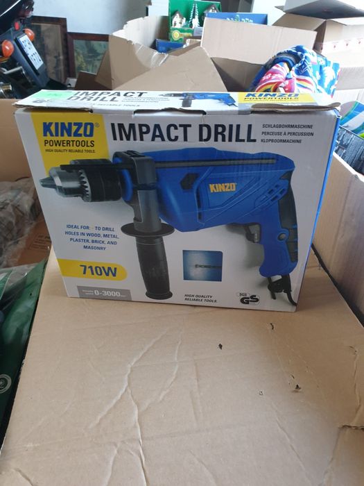 Sprzedam nowa wiertarkę udarowa 710w. Kinzo
