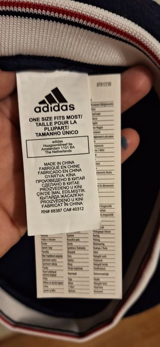 Бирет     adidas