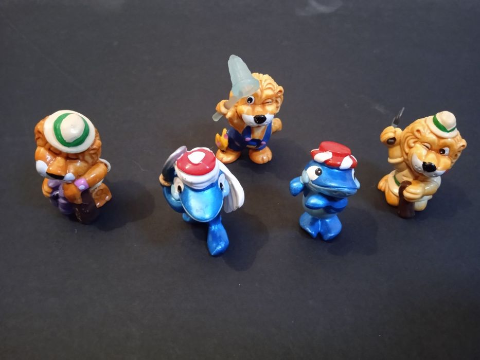 Bonecos Kinder surpresa