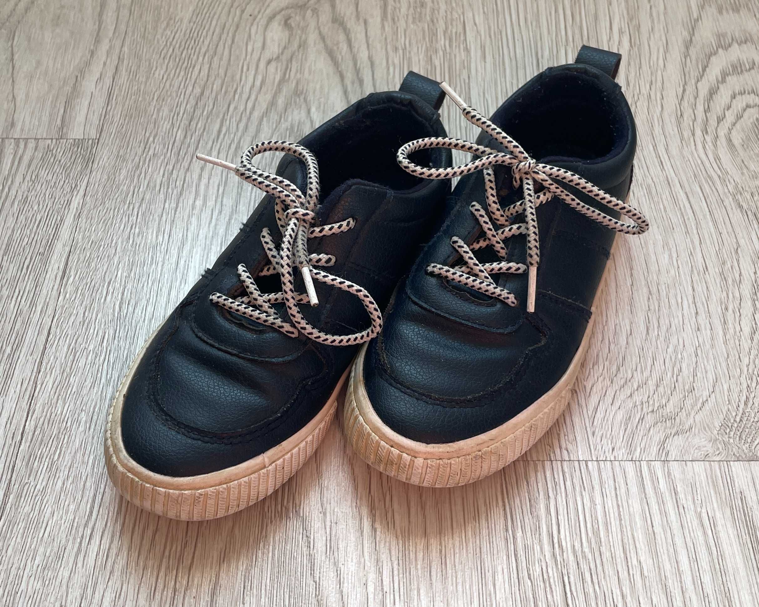 Buty trampki dziecięce granatowe eleganckie Reserved rozmiar 30