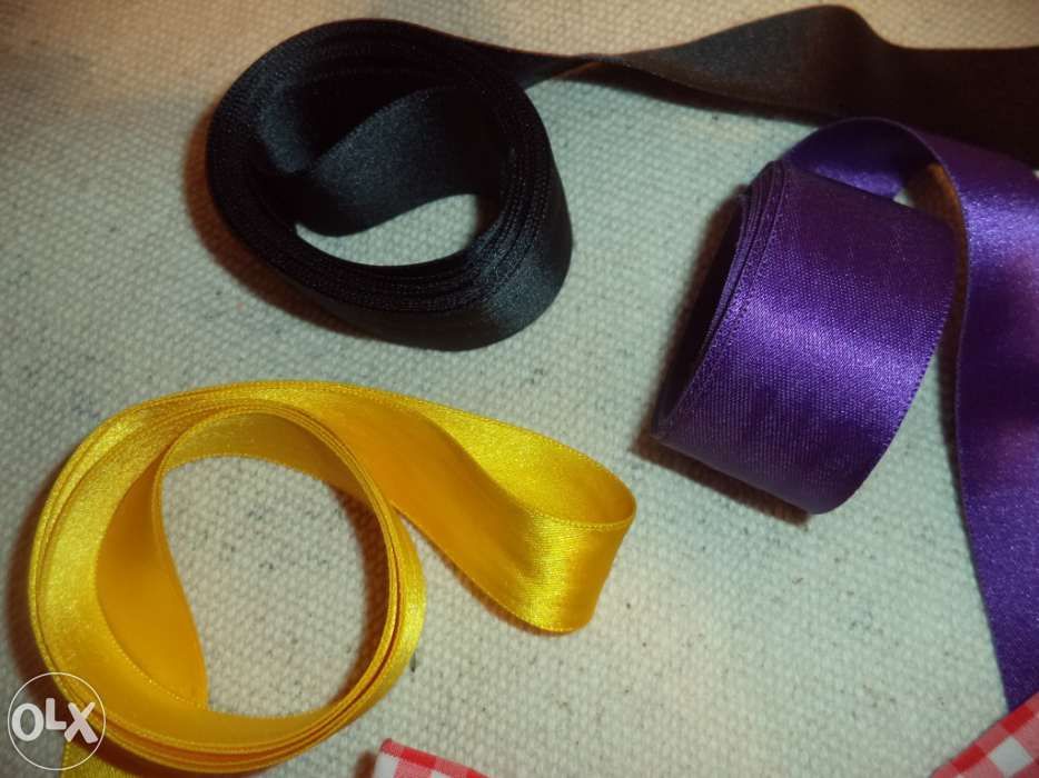 Conjunto de lacinho e fitas de cetim para costura
