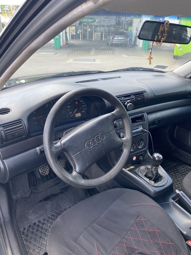 Audi A4 B5 1.6 Benzyna| Rocznik 1996 | Klasyk do miasta i nie tylko!