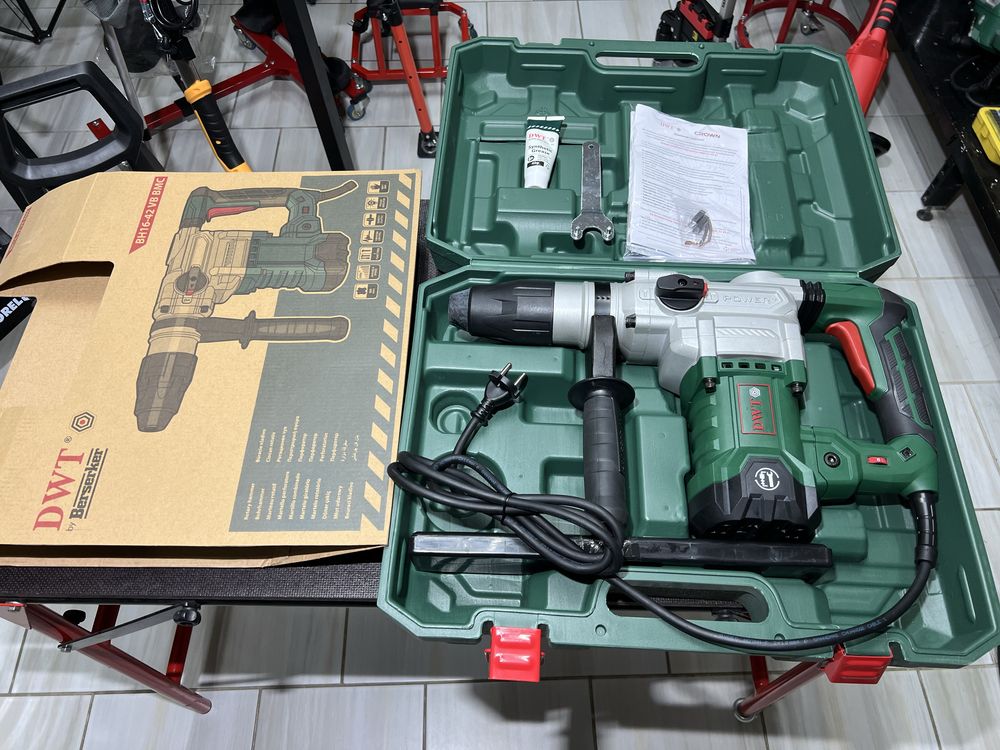 Перфоратор DWT BH16-42 VB BMC SDS-Max 1600 Вт 9 Дж