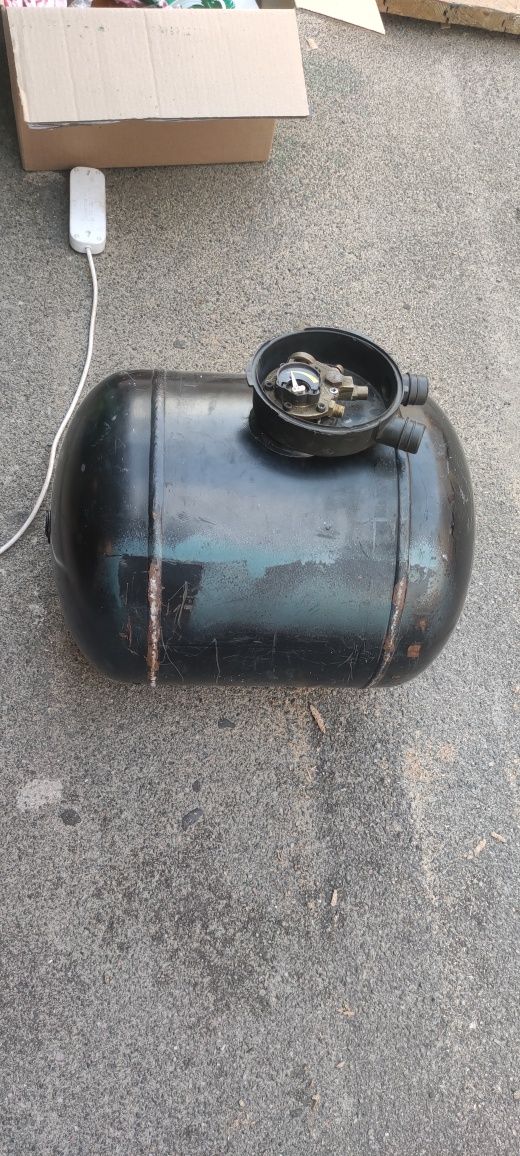 Продам газовый балон в авто