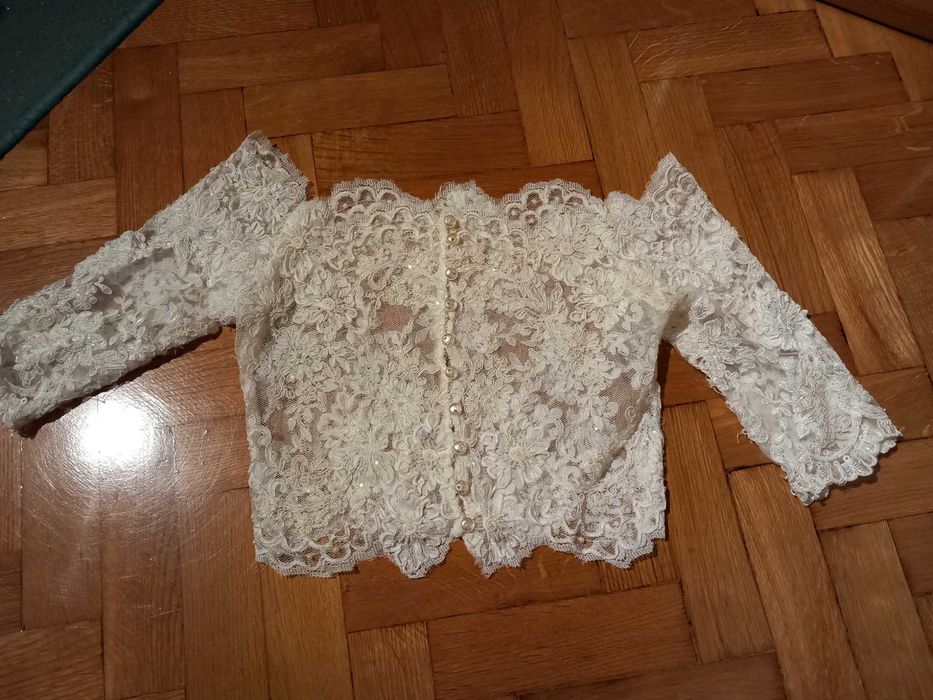 Bolerko ślubne z hiszpanskiej koronki ivory 38 M