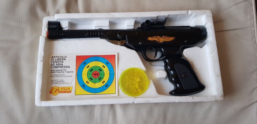 Pistolet Condor.