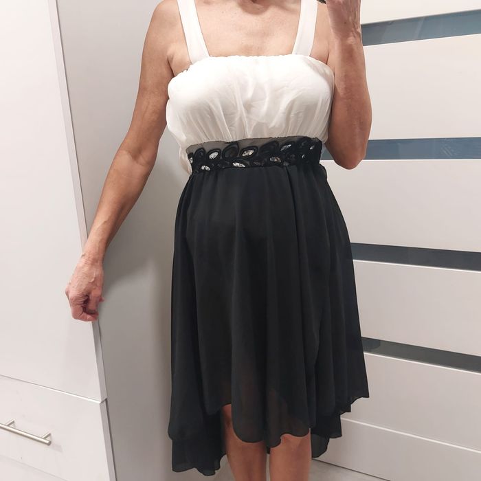 Sukienka na wesele z dłuższym tyłem made in Italy S 36