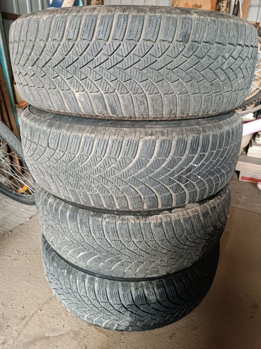 Комплект дисків з резиною