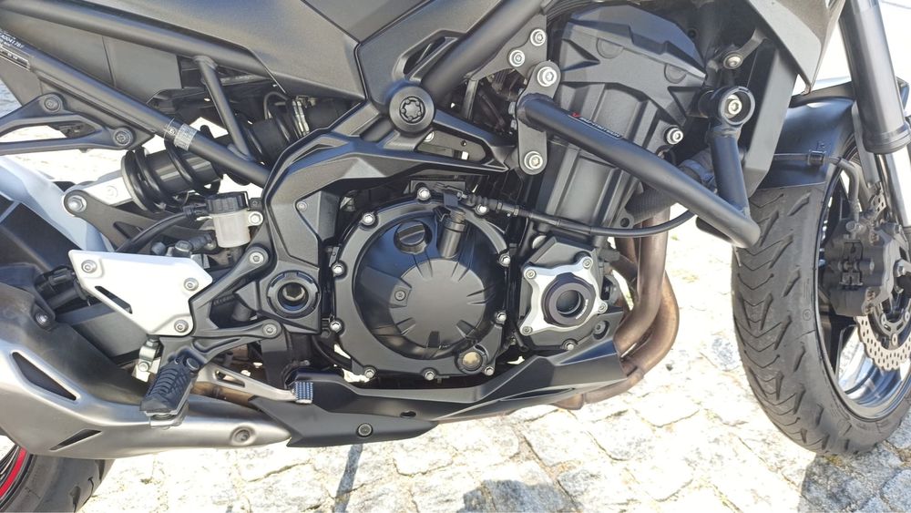 Kawasaki Z900 ano 2020