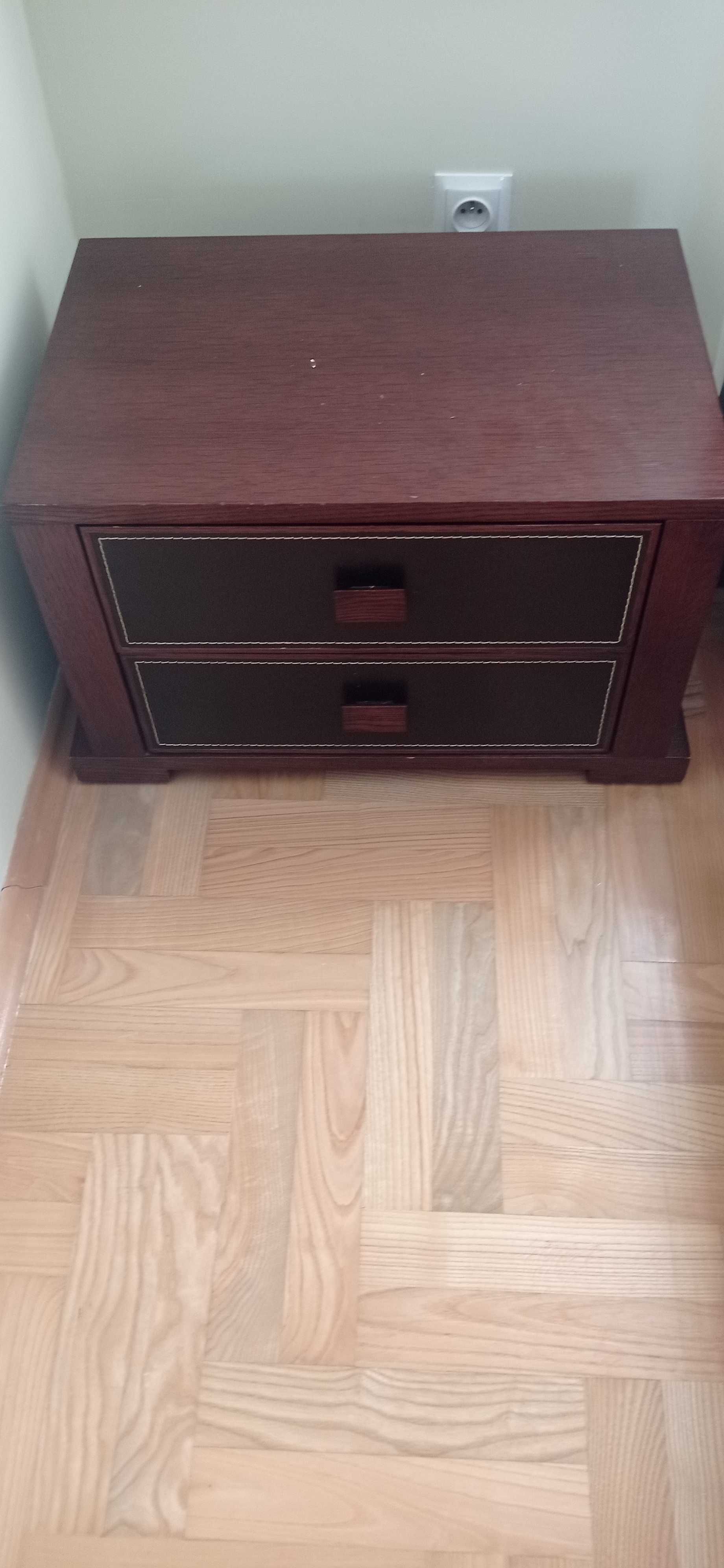 Zestaw włoskich mebli do sypialni łóżko160x200 szafa lustro szafka noc