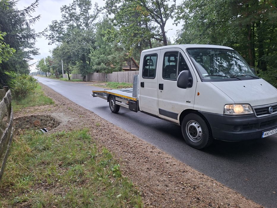 Sprzedam 2.8 jtd dobry stan