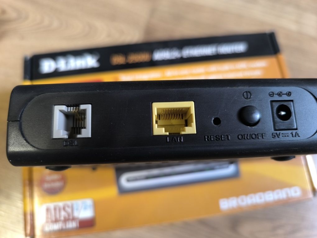 D-Link DSL-2500U модем / роутер / техніка на запчастини