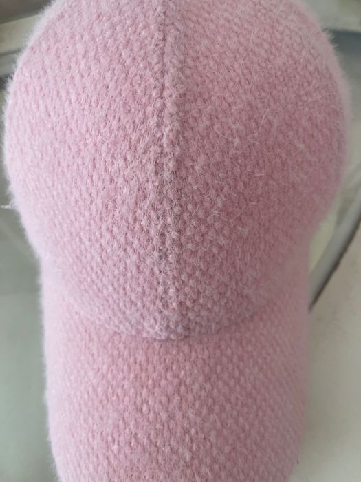 Продам зимнюю женскую новую кепку