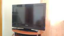 Телевізор Grundig 32 GLX 3922