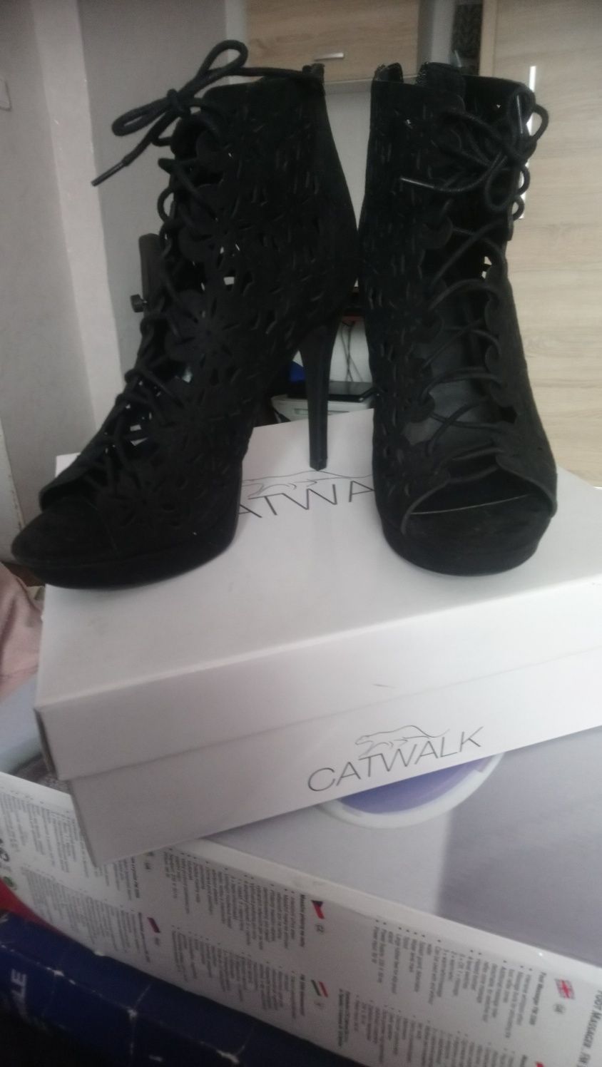 Buty damskie rozm 40 Catwalk