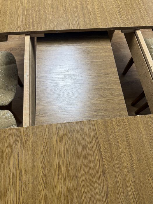 stół z 6 krzesłami – idealny do jadalni lub salonu!