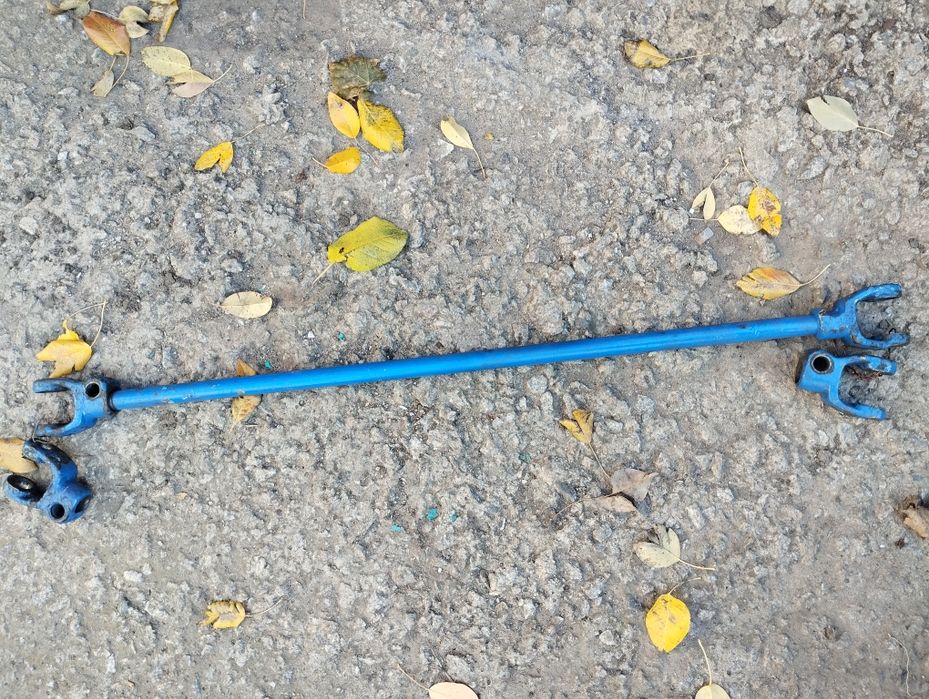 Тяга рульова т-40