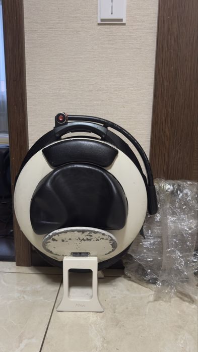 Моноколесо Inmotion V5f white +покришки в подарунок