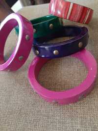 Pulseiras coloridas