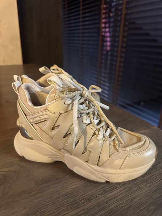 Кроссовки Michael Kors