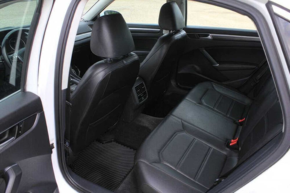 Volkswagen Passat      2016