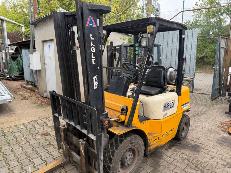 Wózek widłowy Halla LPG