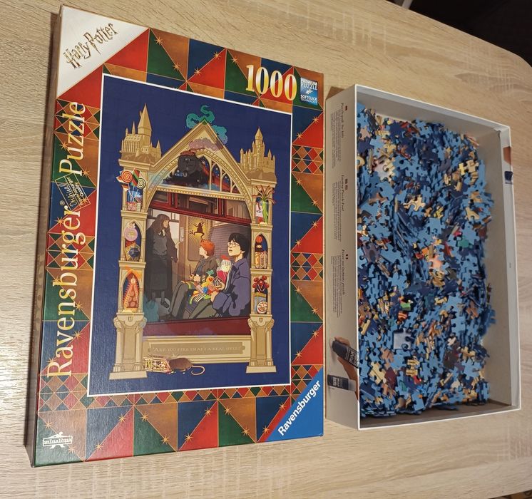 Sprzedam zestaw puzzli postaci z Disney i Harry Potter