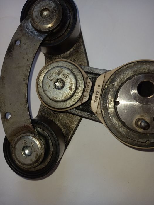 Натяжник ремня 2.0 HDI Hybrid C C4 II, C5 III
Peugeot 508, 3008, 5008