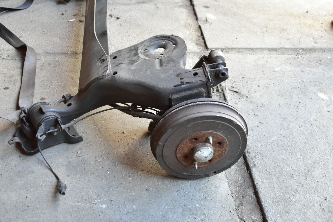 Балка задня в зборі під барабани з ABS Fiat Qubo 2008-2008