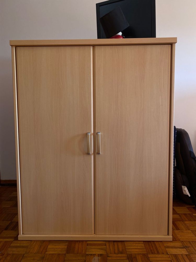 Roupeiro como novo