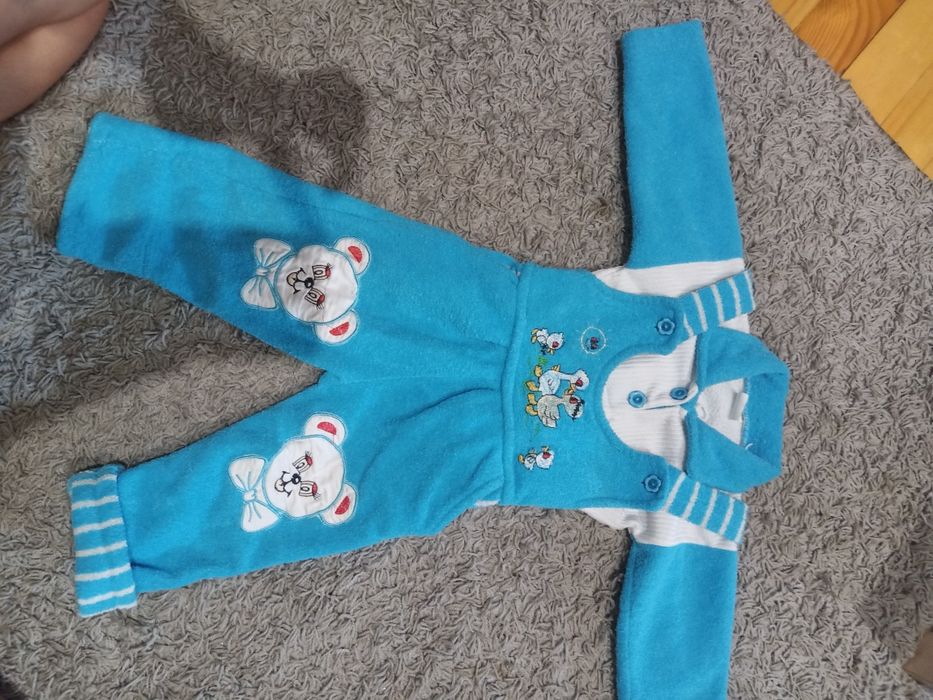 Костюмчики для діток 86- 92р