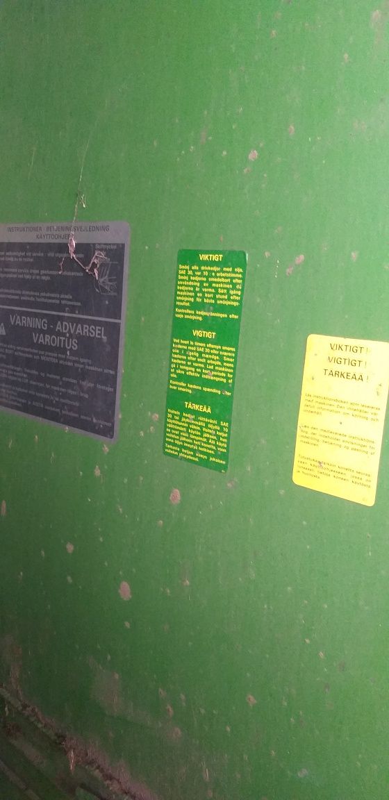 Прес пресс підборщик підбирач рулоний