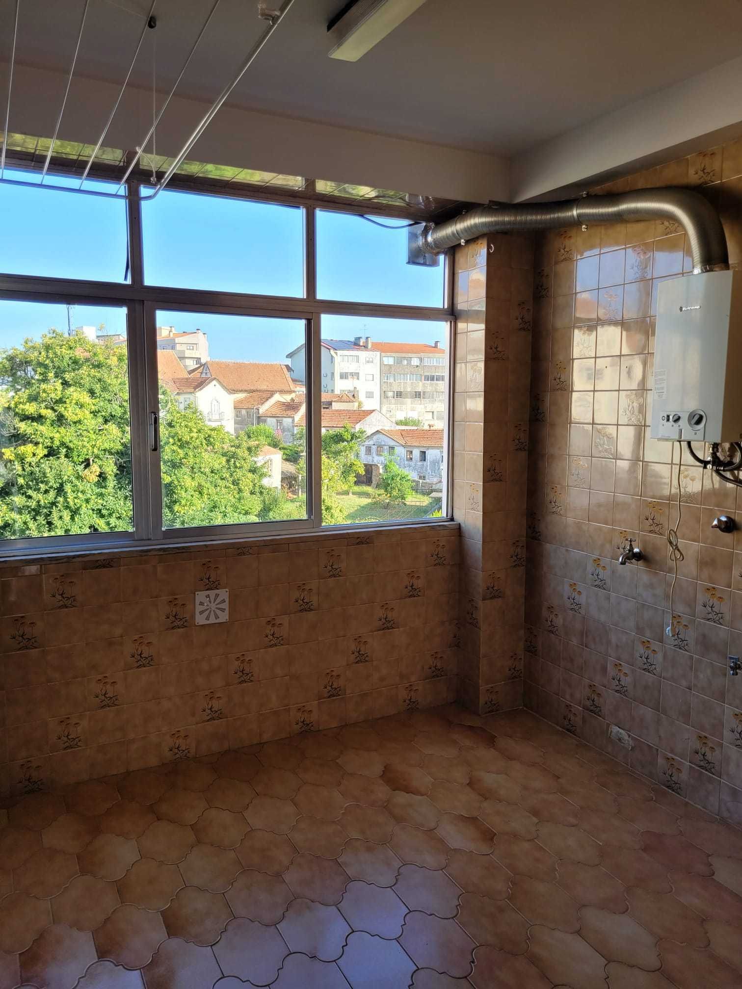 Apt T3, 107m2, centro de Oliveira de Azeméis