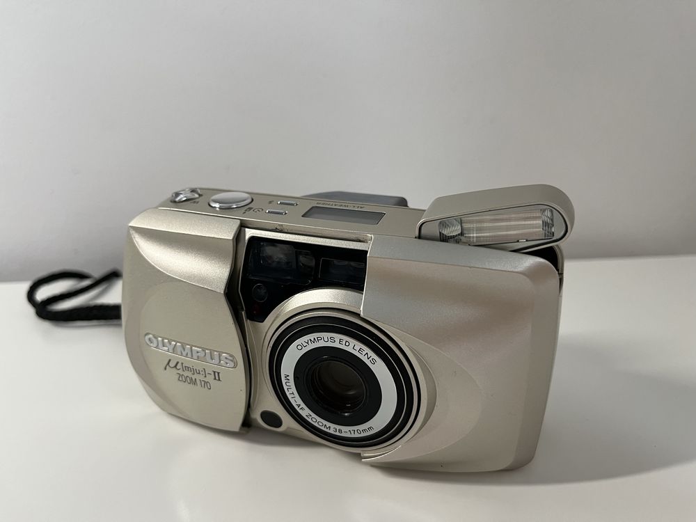 Olympus stylus epic zoom 170 camera