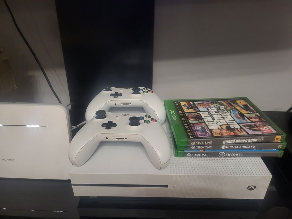 Konsola Xbox One S
