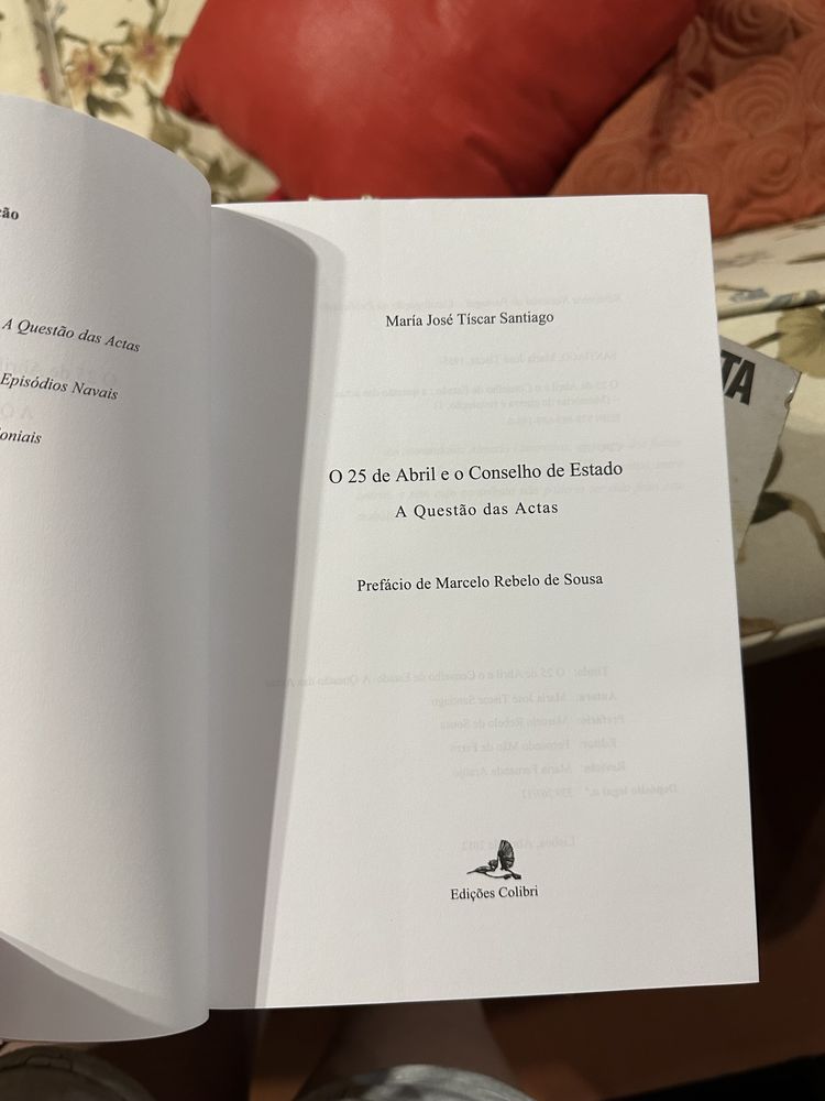 Livro raro de María José Tíscar Santiago - O 25 de Abril e o Conselho de Estado - A Questão das Actas